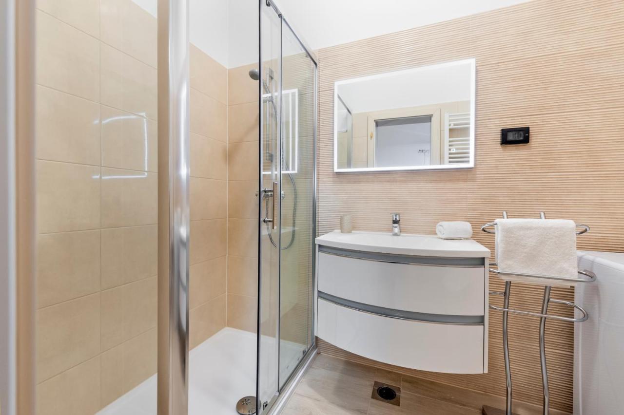 רוביני Comfort Apartments Karla מראה חיצוני תמונה
