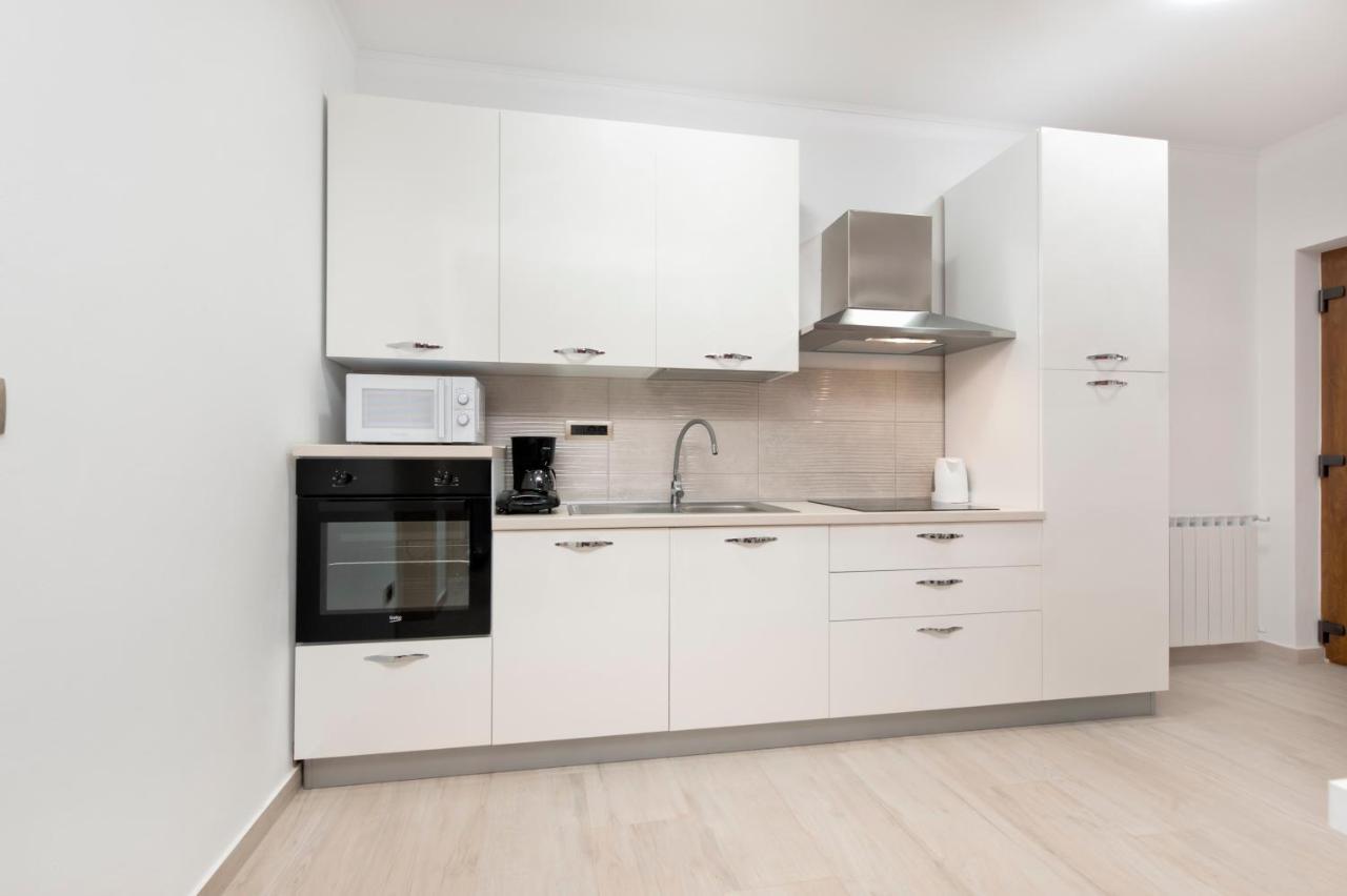 רוביני Comfort Apartments Karla מראה חיצוני תמונה