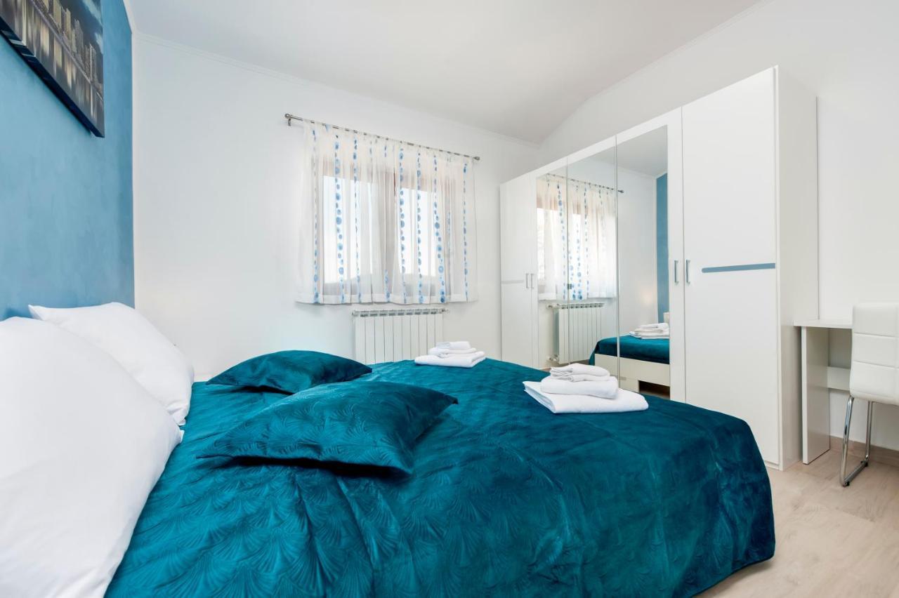 רוביני Comfort Apartments Karla מראה חיצוני תמונה