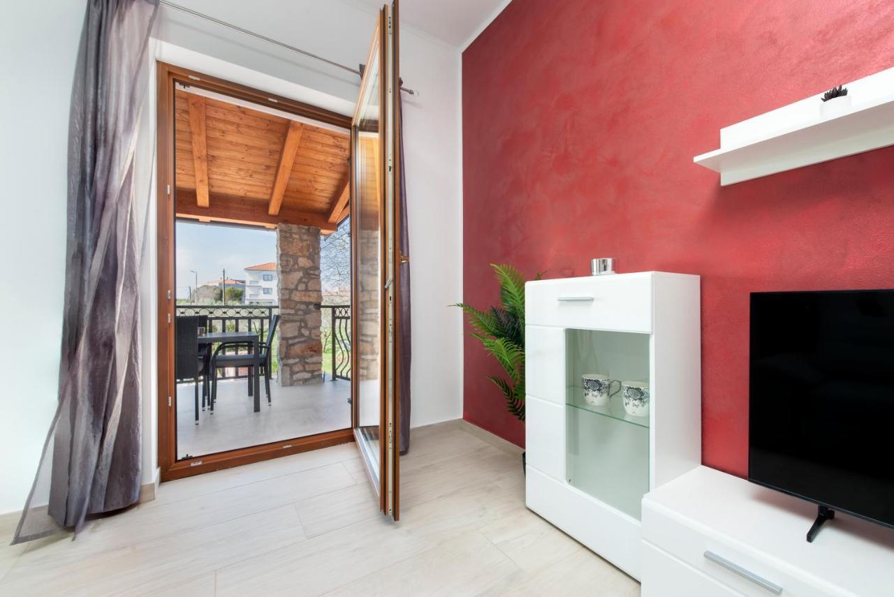 רוביני Comfort Apartments Karla מראה חיצוני תמונה